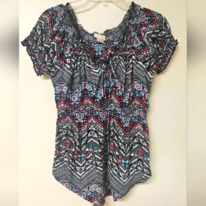 Self Esteem size M Aztec Print Top